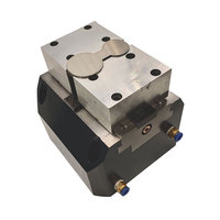 Etau pneumatique auto-centrant à 5 axes PH-04-160 pour le maintien des pièces sur machine CNC