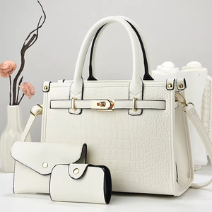 Bolso de Hombro Retro de Moda para Mujer 2026, Gran Capacidad, para Bodas y Viajes, Plegable con Botón, Forro de PU - Product Image 3