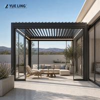 Pergola de jardin extérieure sur mesure en aluminium avec toit à lames orientables pour entrepreneurs et constructeurs