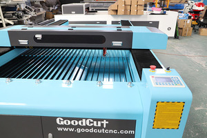 Máquina fraccionada de láser CO2 1325 CO2 Hecho en China Tubo láser EFR y Ruida - Product Image 5