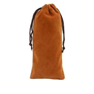 Bolsa de Terciopelo Ecológica de Alta Calidad con Cordón y Logotipo Personalizado Serigrafiado para Joyería, Regalos o Velas - Product Image 1