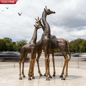 YOUFINE Fabbrica Statua Scultura Famiglia di <span class=keywords><strong>Giraffe</strong></span> in Bronzo Realistica Personalizzata da Esterno per Resort Luoghi d'Arte Pubblici e Giardino - Product Image 1