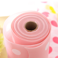 Papier supérieur pour réfrigérateur Tapis de tiroir réutilisable Papier de contact Doublure d'armoire Résistant à l'humidité Antidérapant Table de cuisine Étagère Doublure Pad