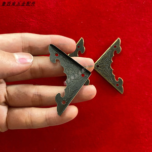 Chenxing Hardware Accessories Antique Bat Shape Metal <b>Corner</b> <b>Protector</b> Carbon Steel Retro Style For Wooden Box - Product Image 1