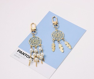 Portachiavi in metallo personalizzato stile <span class=keywords><strong>etnico</strong></span> intrecciato acchiappasogni foglia di piume Charm portachiavi per auto accessori pendenti in metallo - Product Image 3