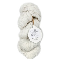 Lotus Yarns Nerzgarn Ungefärbtes Nerz-Kaschmir-Wollmischgarn zum Handstricken und Handfärben