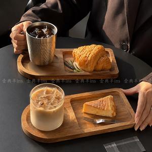 Plateau de service en bois massif de style japonais avec compartiments pour café, desserts et petit-déjeuner - Product Image 1