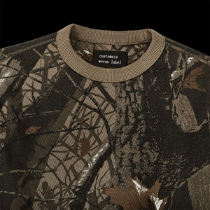 T-shirt thermique à manches longues en maille gaufrée camouflage personnalisé en usine, avec broderie et impression, col rond - Product Image 1