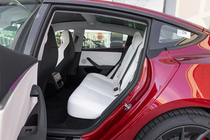 Used Tesla Model <strong>3</strong> Performance 2024 Dual Motor AWD 338kW Supercharge 19-inch <strong>Wheels</strong> Red Calipers Luxury <strong>EV</strong> 623km NEDC Hot Sale - Product Image 4