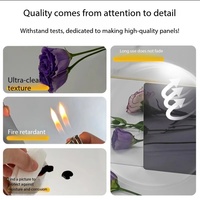 Panneaux muraux en PVC flexible imperméables en placage de bois de bambou et charbon de bois 3D, panneaux muraux et de plafond décoratifs pour les lieux de divertissement commerciaux