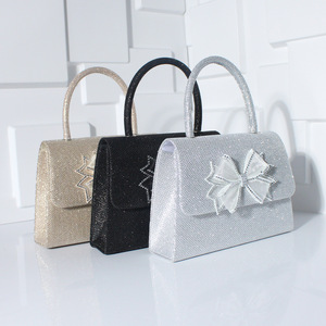 Sac bandoulière carré pour femme, pochette de soirée de luxe en <span class=keywords><strong>tissu</strong></span> brillant avec chaîne et nœud, sac à main en PVC hydrofuge - Product Image 1