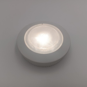 Luz LED de 3.5 Pulgadas, 4000K Blanco Neutro, Funciona con Batería, Luz para Gabinete con Temporizador, Montaje en Superficie, Material ABS - Product Image 3