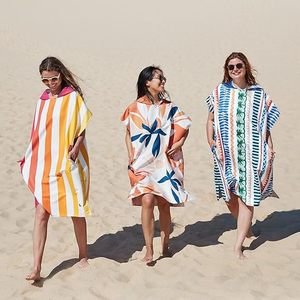 Bán Buôn Tùy Chỉnh 100% Bông Cát Miễn Phí Poncho Khăn Trùm đầu Tùy Chỉnh In Thấm Dành Cho Người Lớn Poncho Khăn - Product Image 1