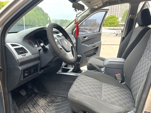 รถกระบะมือ<span class=keywords><strong>สอง</strong></span> ปี <span class=keywords><strong>2017</strong></span> ยี่ห้อ Foton Tunland E5 2.8T Turbo Diesel 4x4 เกียร์ธรรมดา  สมรรถนะออฟโรดยอดเยี่ยม - Product Image 5