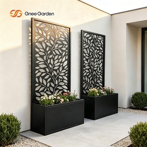 Jardinera Metálica Minimalista Gnee Garden con Patrón Irregular, Ligera, Soporte para Plantas de Exterior para Flores/Plantas Verdes - Product Image 1