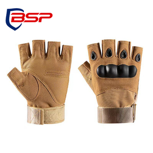 Guantes Deportivos Resistentes al Corte Térmico <span class=keywords><strong>de</strong></span> Fábrica, Guantes Tácticos <span class=keywords><strong>de</strong></span> Invierno Personalizados con Pantalla Táctil y Medios Dedos - Product Image 6