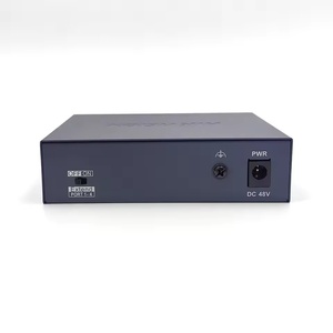 Ban đầu HIK DS-3E0105P-E(<span class=keywords><strong>C</strong></span>) nhanh Ethernet không đượ<span class=keywords><strong>c</strong></span> quản lý PoE chuyển 4-Port 300m dài phạm vi 6KV bảo vệ tăng mạng Thiết bị chuyển mạch - Product Image 3