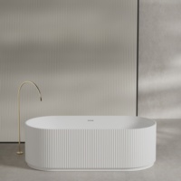 Baignoire intérieure moderne blanche striée autoportante en acrylique à surface solide en résine et pierre Baignoires autoportantes