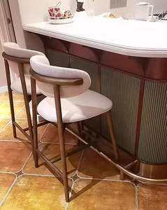 <span class=keywords><strong>Chaise</strong></span> de cuisine moderne avec repose-pieds et dossier <span class=keywords><strong>Chaise</strong></span> <span class=keywords><strong>haute</strong></span> de luxe en bois massif design pour bar à la maison - Product Image 5