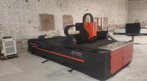 Trung Quốc Sử dụng thứ hai tay 3KW 2kw 1500x3000 sợi 1530 cắt laser giá máy - Product Image 5