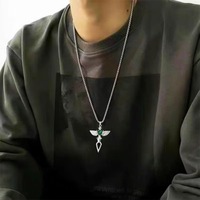 Collier tendance pour homme en acier inoxydable avec pendentif ailes d'ange et chaîne en bambou, bijou simple et polyvalent, personnalisé pour couple