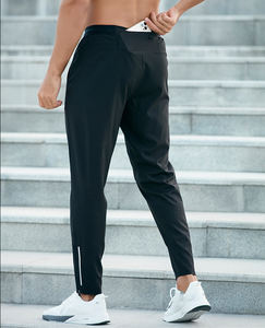 Pantalon de sport décontracté pour homme Séchage rapide Respirant pour l'entraînement d'été et d'hiver Logo personnalisé pour l'entraînement de course et de fitness - Product Image 4