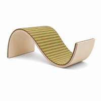 Planche à gratter pour chat Wave, type S, en liège naturel avec surface de grattage en feutre pour chats d'intérieur, tapis rayé vert et marron