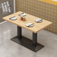 Ensemble table et chaises de restaurant commercial durable en PU pour les restaurants de restauration rapide, les bars à barbecue, les salons de thé et les boutiques de desserts