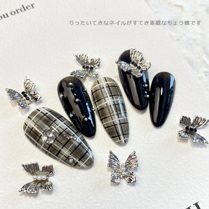 TSZS Y2K 3D farfalla <span class=keywords><strong>unghie</strong></span> parti argento <span class=keywords><strong>con</strong></span> cristallo Nail Art charm in fai da te Nail Art accessori per la decorazione - Product Image 2