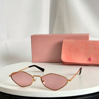 Lunettes de soleil tendance à monture carrée en métal avec verres dégradés or orange, protection UV, pour unisexe, utilisation en extérieur