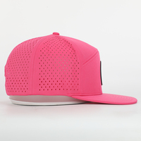 Casquette personnalisée de haute qualité à 7 panneaux en PVC avec logo découpé au laser, perforée rose vif, casquette de luxe Hip Hop à visière plate, Gorras Snapback