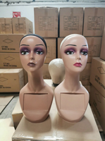 Buste de mannequin en plastique durable de grande taille pour perruques et accessoires, support vertical réaliste grande taille pour usage professionnel