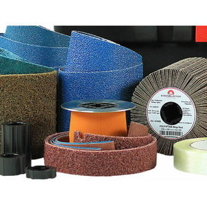 Juego de accesorios de acabado satinado de metal Eisenblaetter en estuche - Product Image 2