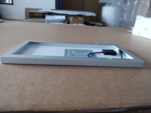 แผงโซลาร์เซลล์ HJT แบบสั่งทำพิเศษ 10W 12V ประสิทธิภาพ 15% น้ำหนัก 0.75 กก. ขนาดเล็ก สำหรับมอเตอร์ฟาร์มและจอมอนิเตอร์ - Product Image 3