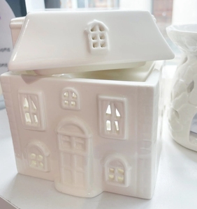 Vente en gros de brûleur à mazout en céramique pour décoration de maison en forme de <span class=keywords><strong>village</strong></span> chauffe-cire pour la maison, la fête et le mariage - Product Image 5