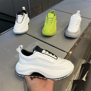 Chaussures décontractées pour hommes, style automne-hiver, nouvelle collection, baskets blanches en PVC/EVA, semelle souple, respirantes, imperméables, légères, pour la marche - Product Image 1