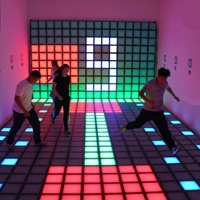 Jeu interactif LED Mega Grid Lava Floor pour les jardins, les parcs de trampolines et les lieux extérieurs