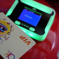 Terminal Pembaca Kartu Fasilitas Hiburan Komersial WiFi RFID Mesin Gesek untuk Operasi Pusat Permainan Arcade