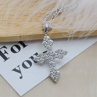 Collier pendentif croix en moissanite ronde VVS incolore, en argent sterling 925, bijoux hip-hop glacés, certifié par une tierce partie, tendance
