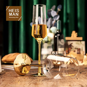 مجموعة كؤوس نبيذ أحمر حديثة مطلية بالذهب خالية من الرصاص من الكريستال بساق طويلة، طقم من 3 قطع بجودة فندقية لكؤوس العصير جاهزة للاستخدام - Product Image 5