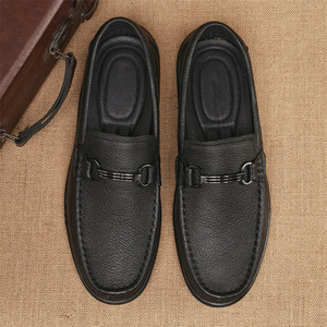 Mocasines de Cuero Genuino para Hombre, Punta Cuadrada, Diseño con Hebilla, Cómodos, Estilo Casual de Negocios - Product Image 1