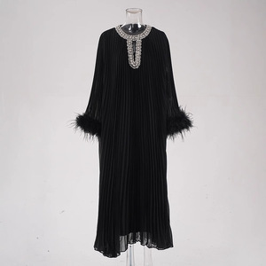 Nuevo Vestido Casual Holgado de Mujer con Mangas de Plumas de Avestruz y Pliegues, a la Moda - Product Image 4