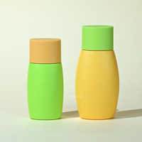 Bouteille de crème solaire en plastique ovale écologique de 30 ml, 45 ml, 50 ml avec triple protection UV et impression sérigraphique pour les soins de la peau