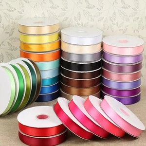 Pita Satin Lebar 2.5cm 100% Poliester Ramah Lingkungan Tenun Warna Solid Pembungkus Kado Dekorasi Kue Pernikahan Kerajinan Pita Buatan Tangan - Product Image 2