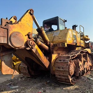 รถดันดินตีนตะขาบ Komatsu D475A มือสอง ระบบขับเคลื่อนไฮโดรสแตติก สีเดิมจากโรงงาน อุปกรณ์ก่อสร้าง พร้อมมอเตอร์ปั๊ม - Product Image 2