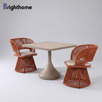 Vente en gros d'usine - Ensemble de 5 chaises pivotantes et table de salle à manger en aluminium pour l'extérieur, pour patio, hôtel, jardin