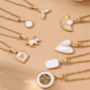 Collar Coreano de Acero Inoxidable con Colgante, Elegante Collar de Oro Sólido de 14K para Mujeres y Niñas - Product Image 3