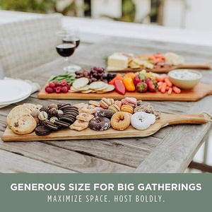 <span class=keywords><strong>Planche</strong></span> à charcuterie en <span class=keywords><strong>acacia</strong></span> avec bord en bois <span class=keywords><strong>brut</strong></span>, <span class=keywords><strong>planche</strong></span> à découper en bois avec poignée, plateau de service polyvalent - Product Image 3