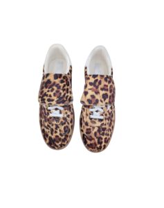 รองเท้าส้นสูง10มม. แบบลำลองอินเทรนด์รองเท้าส้นแบนหัวมนสไตล์การเดินที่สะดวกสบายสำหรับทุกฤดูกาล - Product Image 4