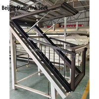 Fenêtre de mansard en alliage d'aluminium à toit incliné avec garde-corps intégré à commande manuelle, vitrage isolant Low-E pour balcon